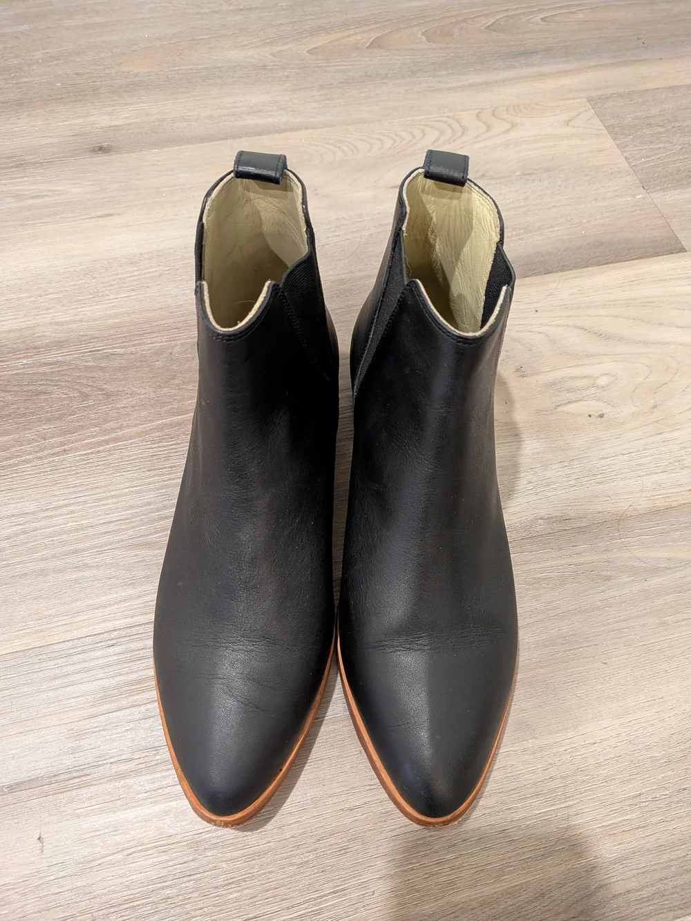 Nisolo Black Leather Chelsea Ankle Boots - Size 8.5